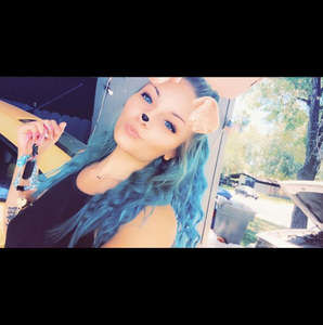 Meet your Posher, Bella